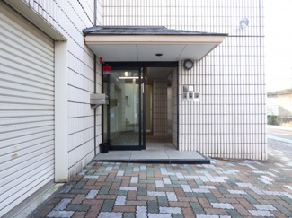 【エントランス】