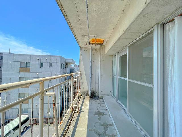 ハイツ大川筋のバルコニー|バルコニーがあります