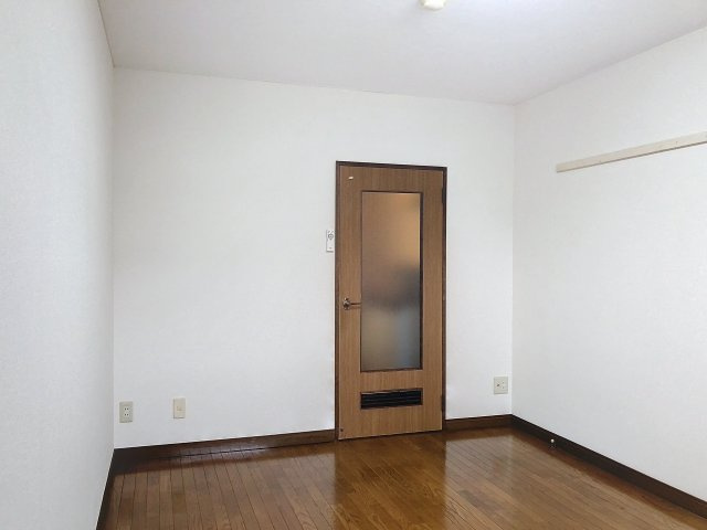 ビートルハウスの洋室