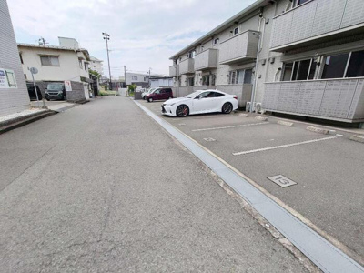 【駐車場】 | ディアフラットユング