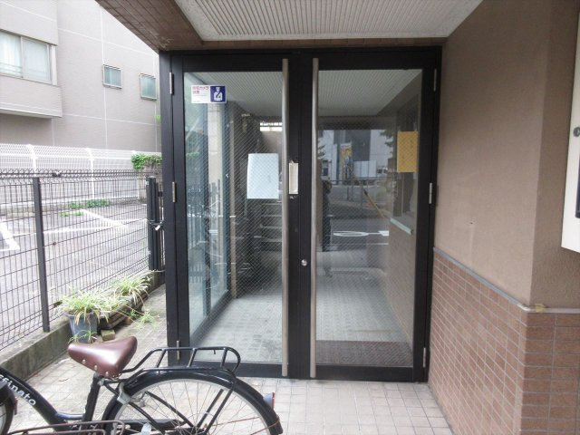 原ビルのエントランス|原ビル