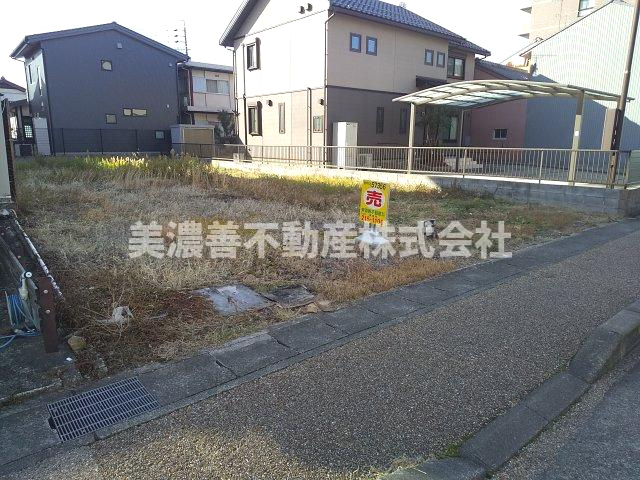 ５７３５６　岐阜市平和通土地の外観
