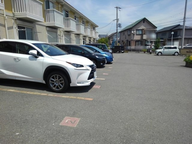 【駐車場】 | ビヤン　リズム