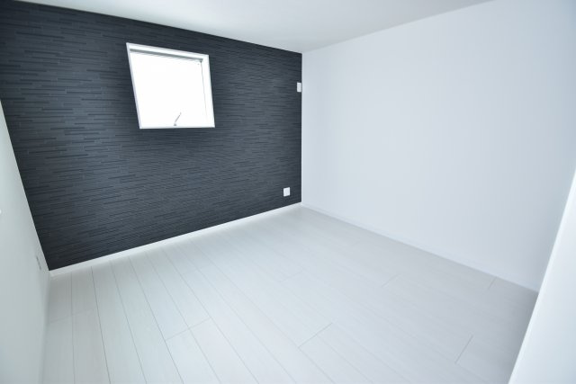 【洋室】 | 現地内覧会開催！東中延2丁目の新築戸建　３号棟 | 駅徒歩１分が魅力の３LDK+P！LDKは広々19.9帖、キッチンには可動棚付きのパントリースペース！6帖以上の居室がふた部屋、トイレも2ヶ所配備。延床面積102.65㎡！