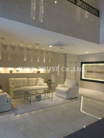 NORTH VILLAGE 伍番館のロビー|清潔なロビーです