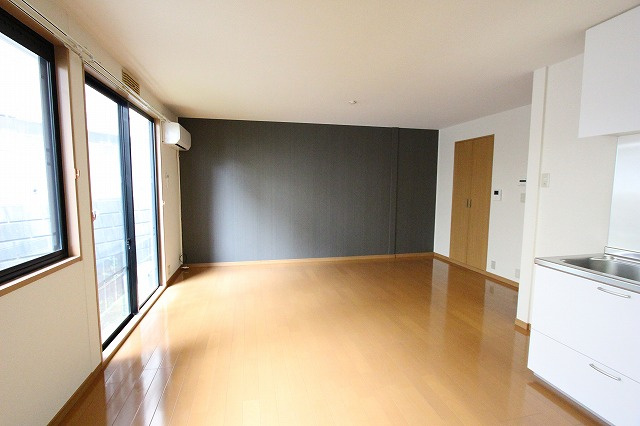 ヴィクトワール92Iの居間・リビング