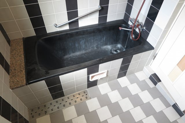 フィメール・アベニューの浴室