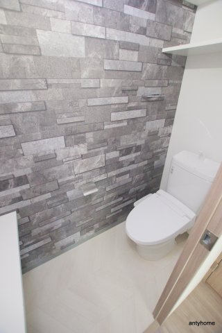 ラドゥセール谷町　仲介手数料無料のトイレ