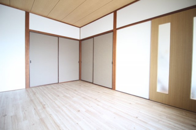 【洋室】 | 芳泉4丁目メゾネット