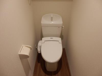 G・F四条烏丸（グランフェニックス四条烏丸）のトイレ|温水洗浄便座