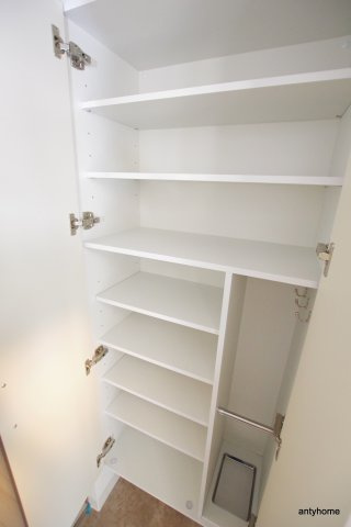ラドゥセール谷町　仲介手数料無料の収納