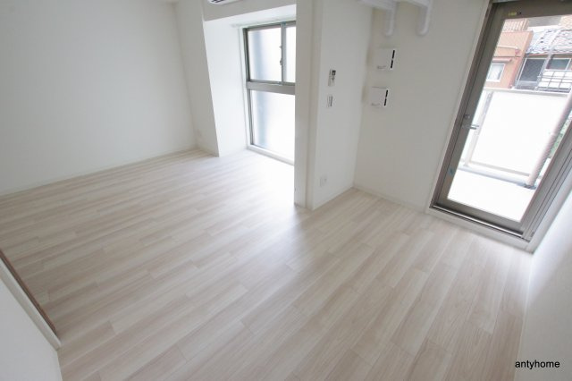 ラドゥセール谷町　仲介手数料無料の寝室