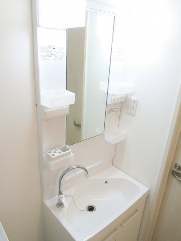 ルミエル本八幡の独立洗面台