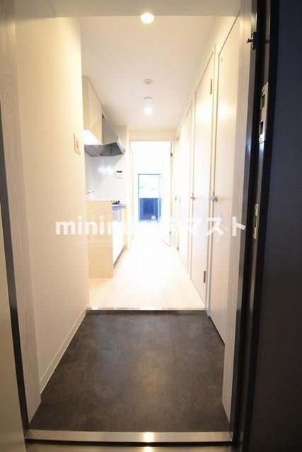 セオリー夕陽丘ＤＯＯＲの玄関