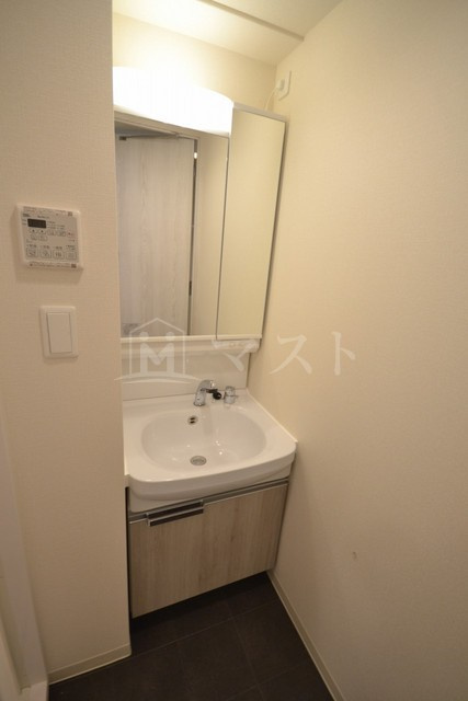 プレサンス上町台筆ヶ崎ＮＯＲＴＨの洗面所
