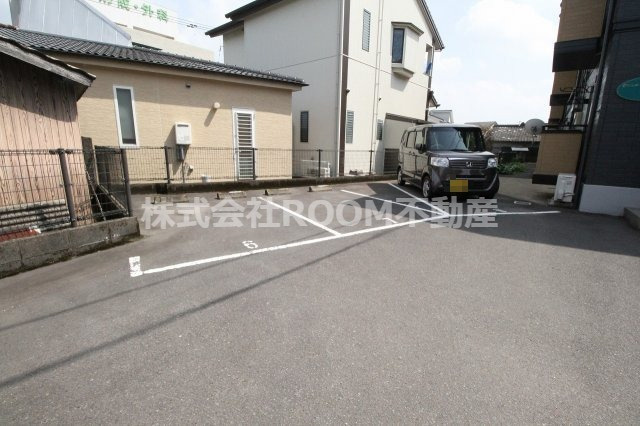 セジュール楽の駐車場