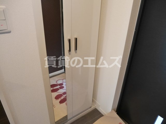 【玄関】 | Ｆ・ＳＴＡＧＥ博多駅南