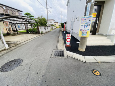 【前面道路含む現地写真】 | クレイドルガーデン土浦市乙戸南第4 | 実際に現地で周辺環境や街並み、近隣のスーパーや通学路の安全性、病院、公園・・・など生活のイメージをしてください。