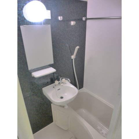 キャメル津田沼Ⅱの浴室