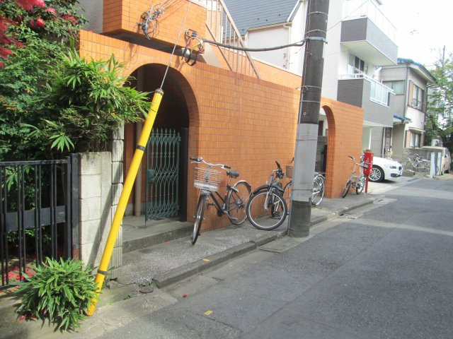 Ｂモード池上の外観