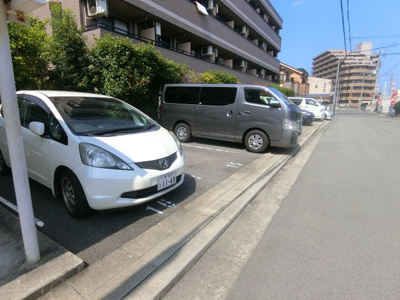 【駐車場】 | コスタ　ルーチェ