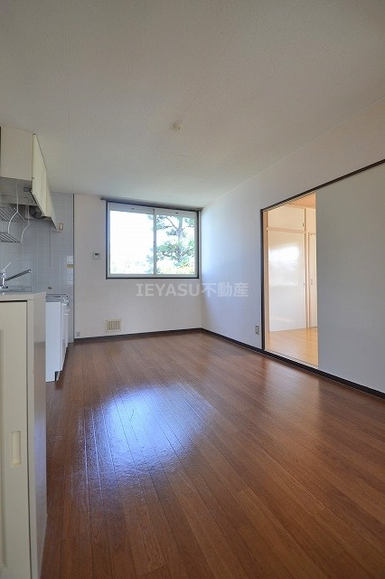 グリーンコートビーの居間・リビング