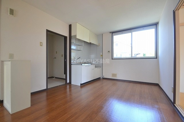 グリーンコートビーの居間・リビング