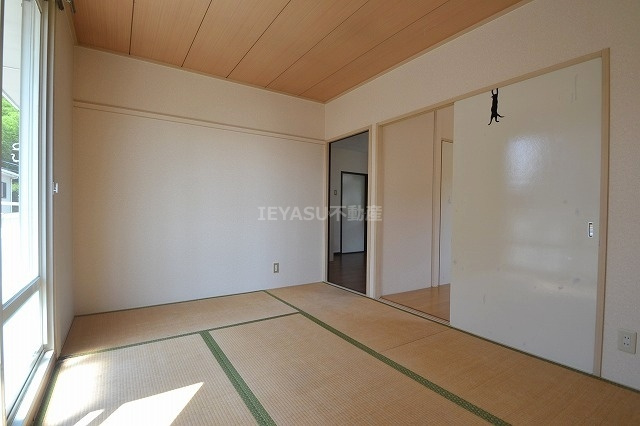 グリーンコートビーの和室