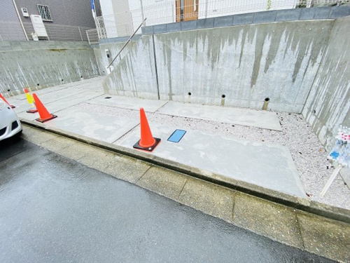 八王子市北野台１ ４２ １４ 新築一戸建て 気になる をクリック 同じ条件の物件一覧が表示されます 日当たり良好 駐車２台以上 静かな住環境 スーパー近隣 小学校近隣 八王子新築 八王子戸建て 仲介手数料無料 八王子の戸建 八王子