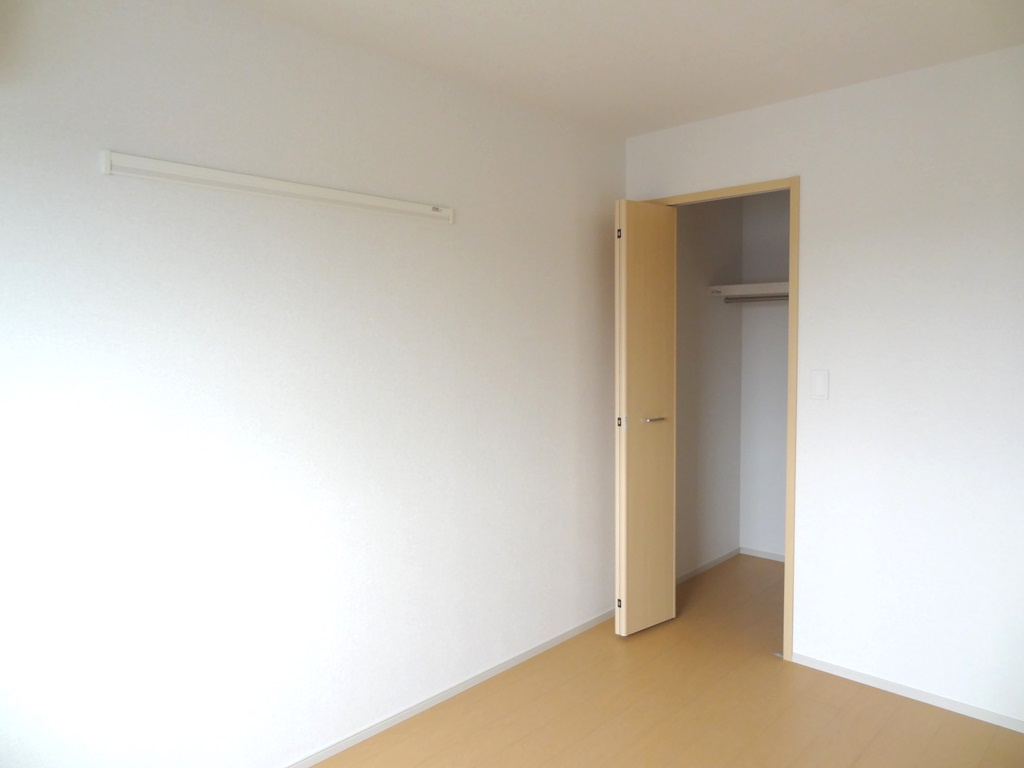 ハウスアイＣの洋室