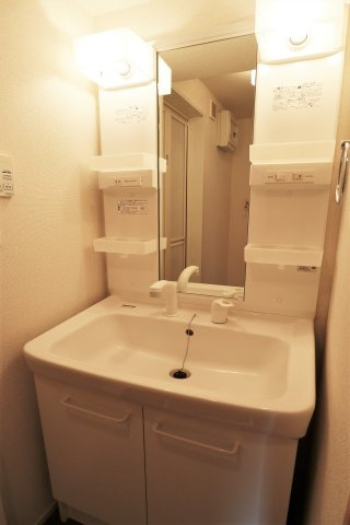 ハウスアイＣの洗面所