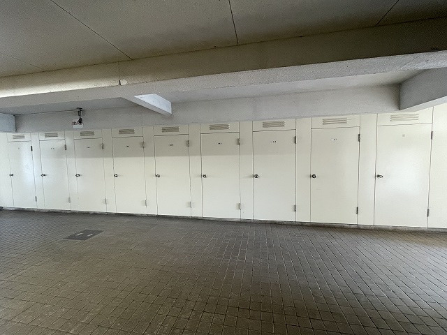鏡川コーポA棟のその他共用部分|専用倉庫あり