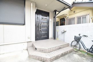 【外観】 | 現地見学や資料請求などお気軽にお問合わせ下さい。
周辺環境とあわせて現地ご案内致します。