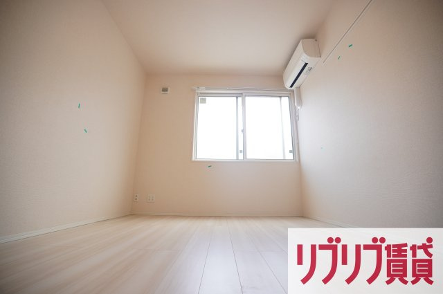 ルポゼ都町の洋室