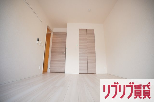 ルポゼ都町の洋室