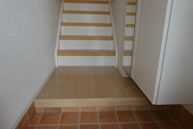 ダイヤモンド・ノアＢの玄関