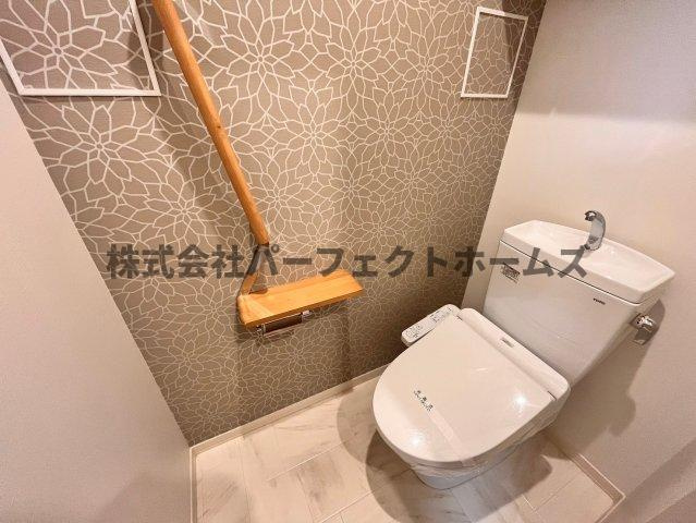 ピコットⅥのトイレ|ウォシュレット付きで綺麗なトイレです

