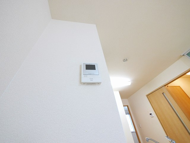 シャーメゾン富堂のセキュリティ|モニター付きインターホンです