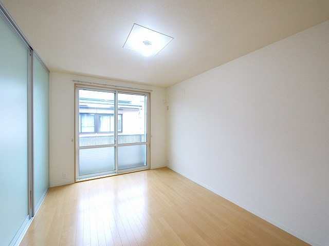 シャーメゾン富堂の居間・リビング|こちらのリビングで趣味の時間をお楽しみください