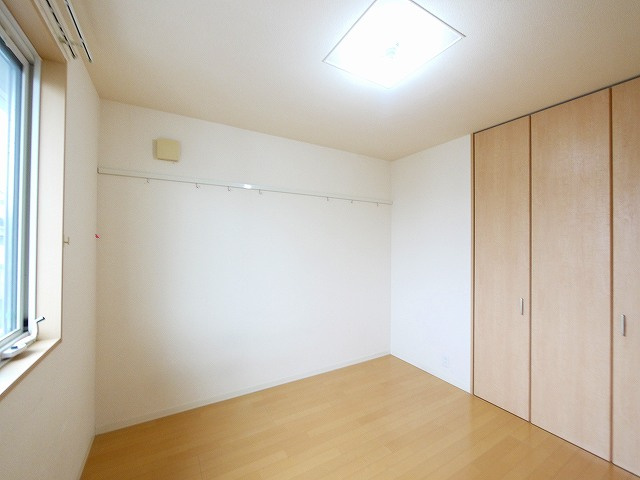 シャーメゾン富堂の洋室|明るい洋室です