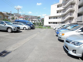 【駐車場】 | 平置き駐車場です。