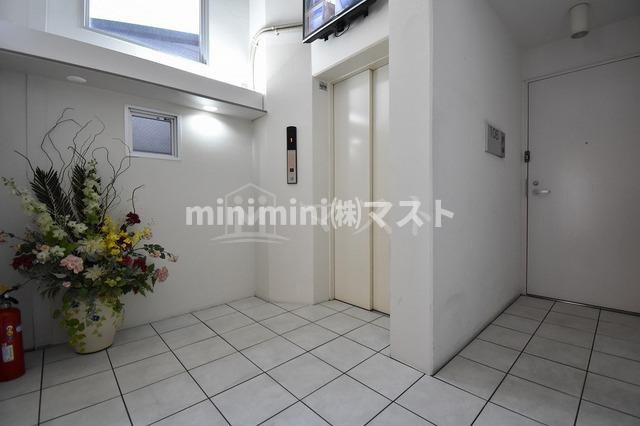 U residence 弁天町　(是空弁天)のロビー