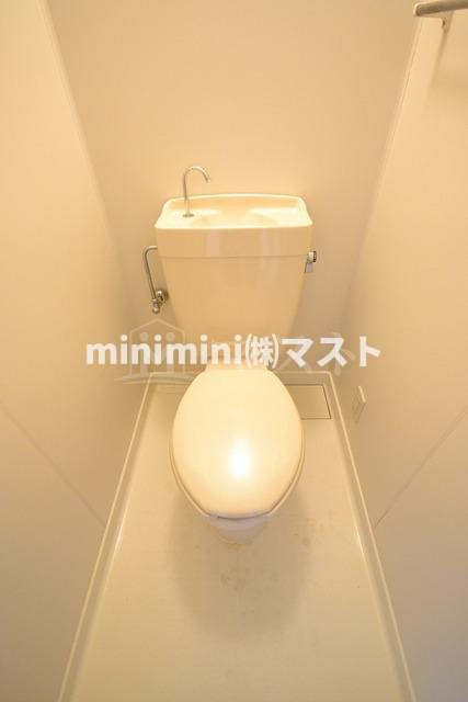フラッグス肥後橋のトイレ