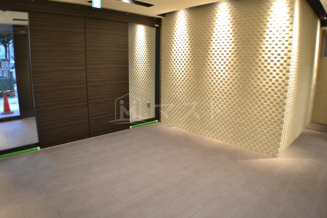 プランドール江戸堀レジデンスの外観