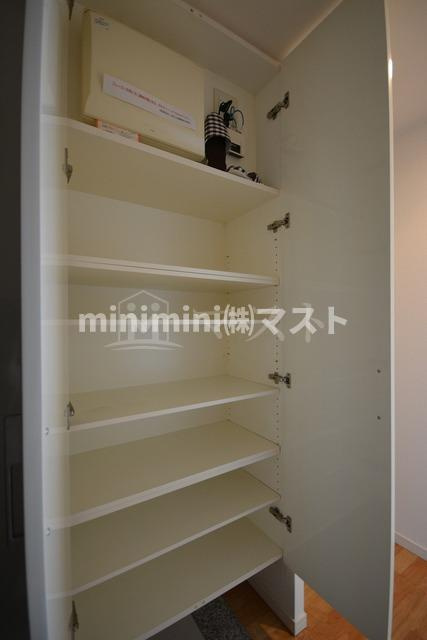 アーデンタワー福島ウエストの収納