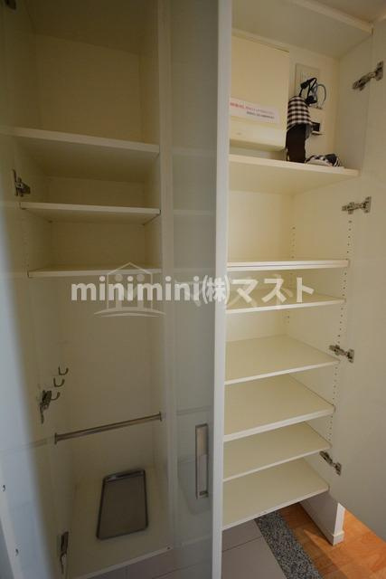 アーデンタワー福島ウエストの収納