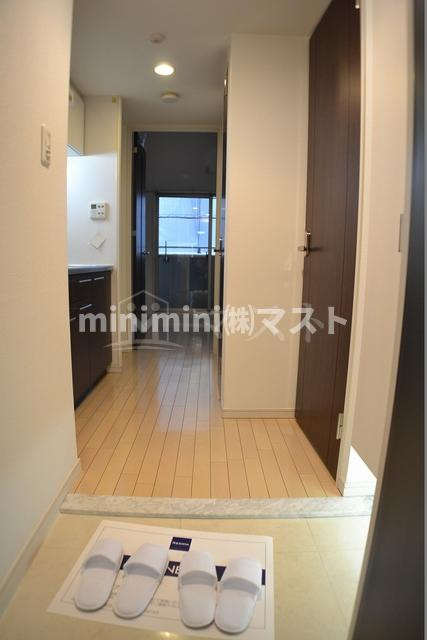 レジディア江戸堀の玄関