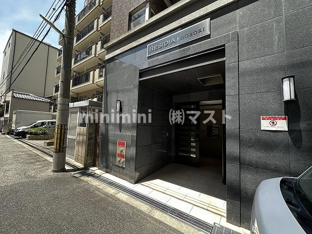 レジディア江戸堀のエントランス