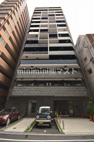 プレサンス阿波座駅前の外観