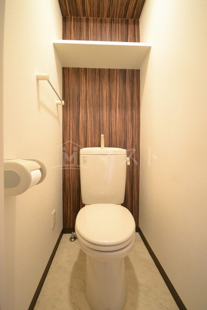 アリスマナーガーデン新町のトイレ